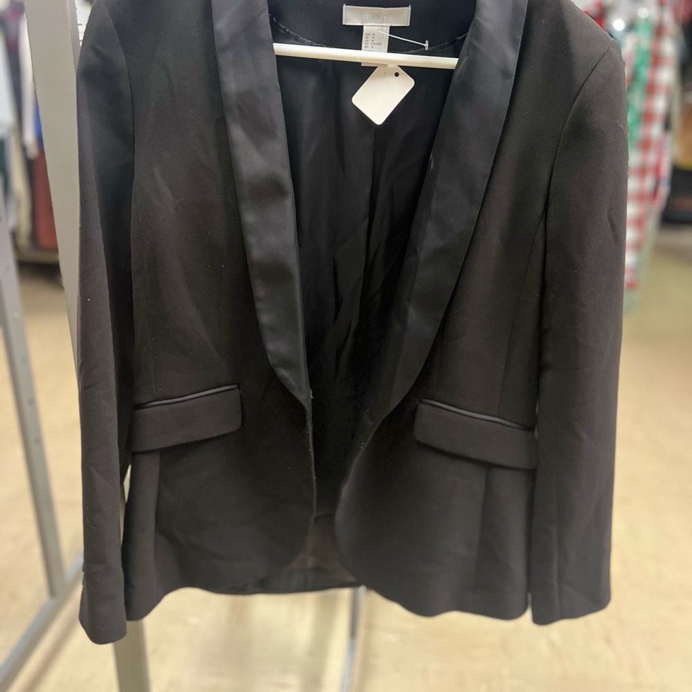 H&M Classic Black Women's Blazer